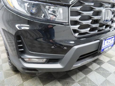 Used 2025 Honda Ridgeline TrailSport image 42
