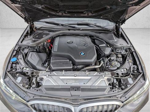 Used 2023 BMW 330i Sedan w/ Premium Package image 23