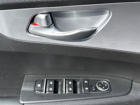 Used 2023 Kia Forte LXS FWD image 21