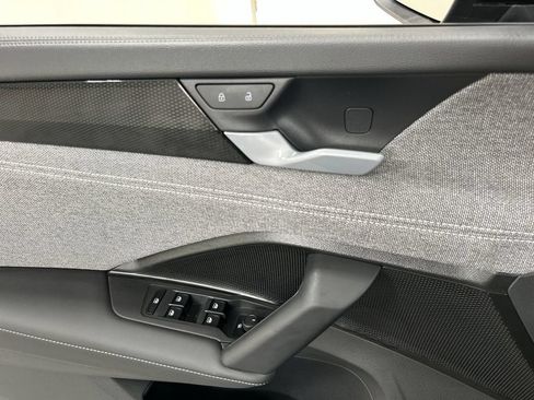 Certified 2026 Volkswagen Tiguan S AWD/4WD image 11