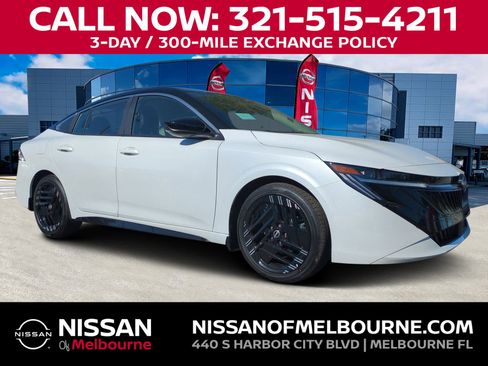 New 2026 Nissan Sentra SR w/ Floor Mat Package FWD image 1