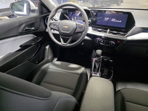 New 2026 Chevrolet Trax LT image 19