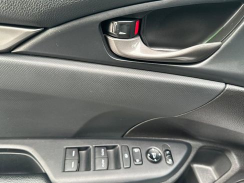 Used 2021 Honda Civic Sport image 13