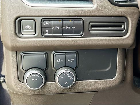 Used 2023 Chevrolet Tahoe LS RWD image 20