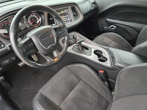 Used 2023 Dodge Challenger GT w/ Plus Package image 28