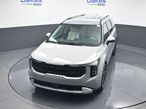 New 2026 Kia Carnival EX FWD image 50