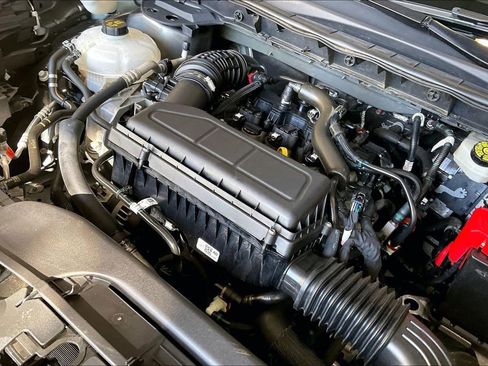 Used 2024 Ford Escape ST-Line w/ Cold Weather Package image 27