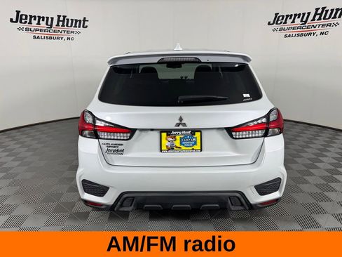 Used 2023 Mitsubishi Outlander Sport ES AWD/4WD image 8