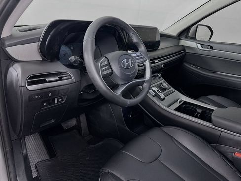 Used 2023 Hyundai Palisade SEL w/ Premium Package FWD image 9