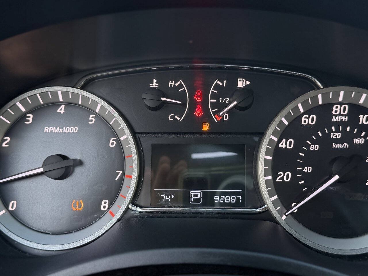 Used 2014 Nissan Sentra SR w/ Premium Package FWD image 11