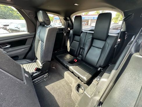 Used 2020 Land Rover Discovery Sport S image 18