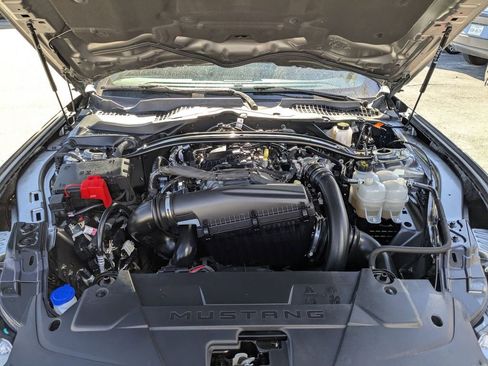 Used 2025 Ford Mustang Premium image 26