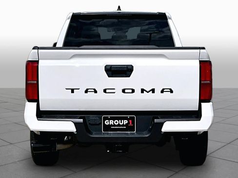 Used 2025 Toyota Tacoma SR5 RWD image 5