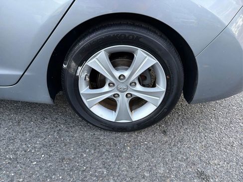 Used 2016 Hyundai Elantra Value Edition image 19