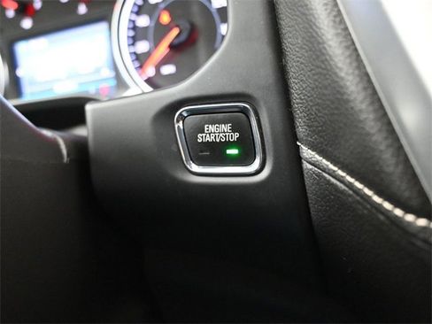 Used 2023 GMC Acadia SLE w/ Driver Convenience Package image 25