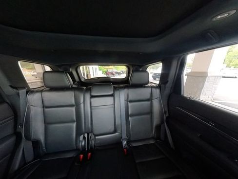 Used 2019 Jeep Grand Cherokee Overland AWD/4WD image 34