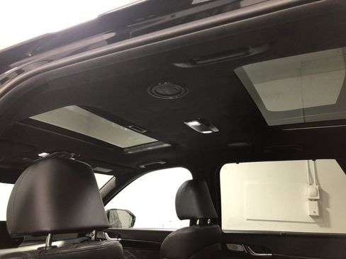 Used 2022 Hyundai Palisade Calligraphy image 19