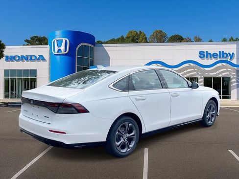 New 2026 Honda Accord EX-L image 8