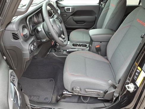 New 2025 Jeep Wrangler Unlimited Rubicon image 10