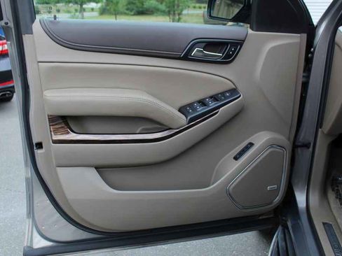 Used 2019 GMC Yukon SLT RWD image 10