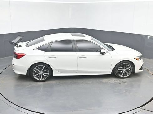 Used 2023 Honda Civic Touring image 39
