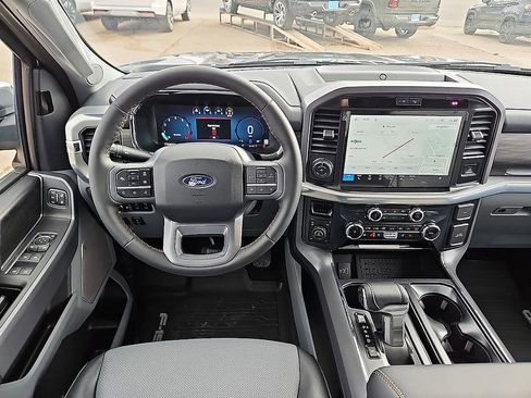 New 2026 RAM 1500 Big Horn AWD/4WD image 8