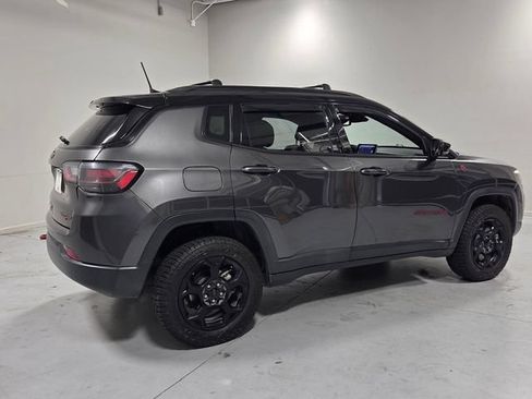 Used 2023 Jeep Compass Trailhawk w/ Trailhawk Elite Group AWD/4WD image 13