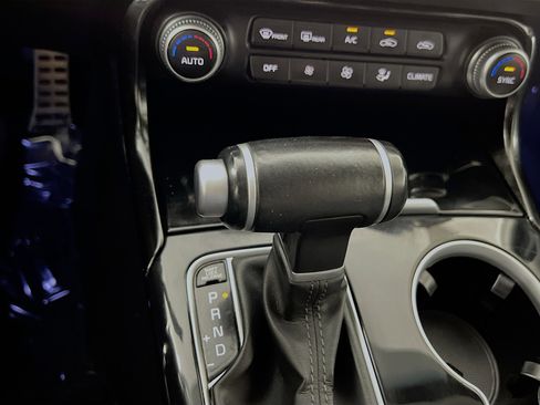 Used 2018 Kia Stinger Premium image 24