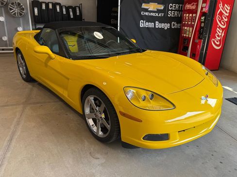 Used 2008 Chevrolet Corvette Convertible w/ Preferred Equipment Group RWD image 11