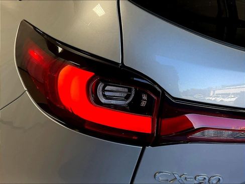 Used 2024 MAZDA CX-90 3.3 Turbo w/ Premium Package image 33
