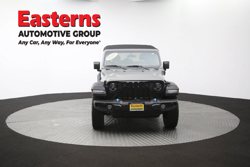 Used 2023 Jeep Wrangler Unlimited w/ Cold Weather Group AWD/4WD image 55