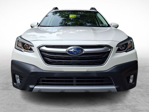 Used 2022 Subaru Outback Limited AWD/4WD image 2