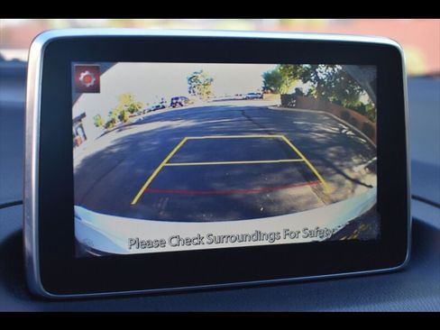 Used 2016 MAZDA MAZDA3 i Touring FWD image 10