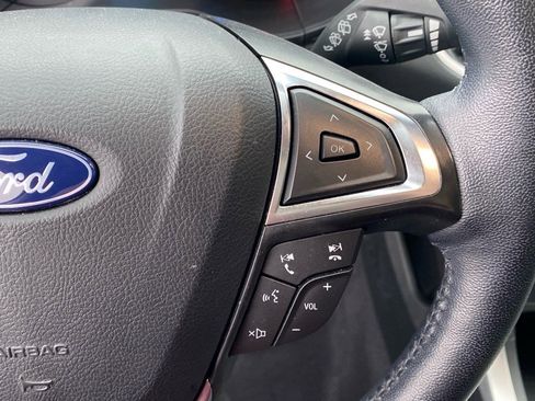 Used 2024 Ford Edge SEL w/ Convenience Package image 16