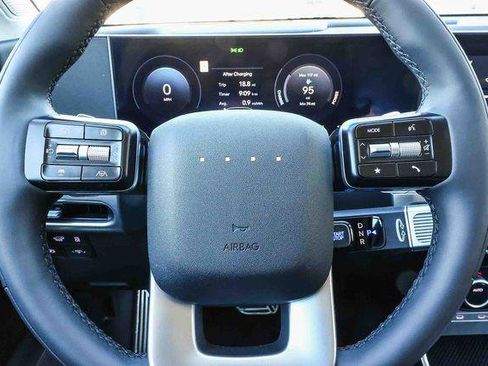 New 2026 Hyundai Ioniq 9 Calligraphy image 25