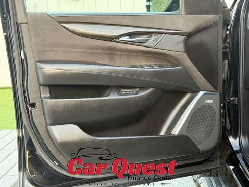 Used 2017 Cadillac Escalade ESV Platinum image 11