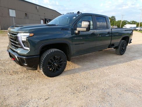 New 2026 Chevrolet Silverado 3500 LT w/ Trail Boss Package AWD/4WD image 8