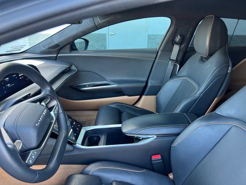 Used 2025 Lucid Air Touring AWD/4WD image 24