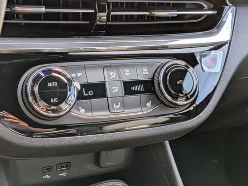 New 2026 Buick Envista Sport Touring w/ Convenience I Package FWD image 21