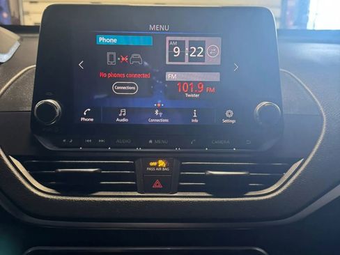 Used 2020 Nissan Altima 2.5 S FWD image 18