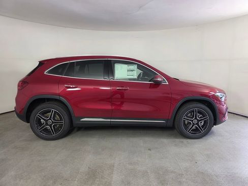 New 2026 Mercedes-Benz GLA 250 image 3