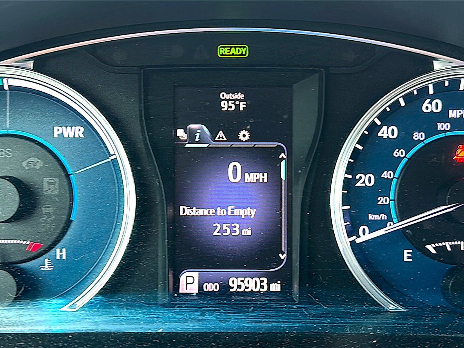 Used 2016 Toyota Camry LE FWD image 10