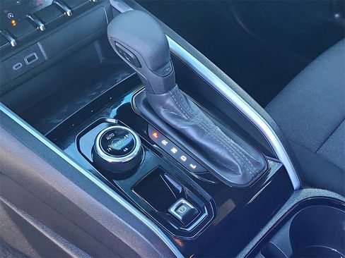 Certified 2024 Chevrolet Colorado Trail Boss w/ Technology Package image 23