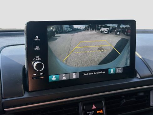 Used 2024 Honda Pilot EX-L image 13