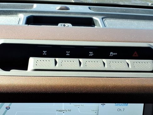 Used 2023 Ford Bronco Outer Banks w/ Sasquatch Package AWD/4WD image 16