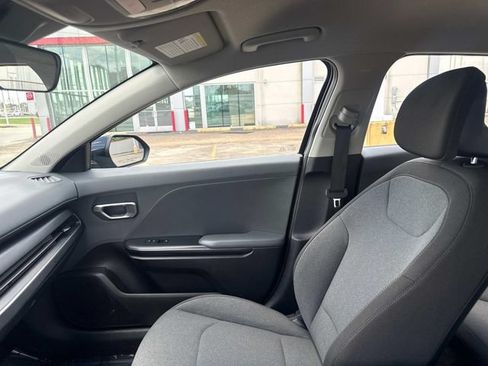 Used 2025 Kia K4 FWD image 20