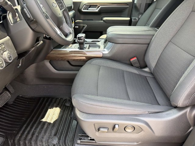 New 2026 Chevrolet Silverado 1500 RST w/ Safety Package AWD/4WD image 20