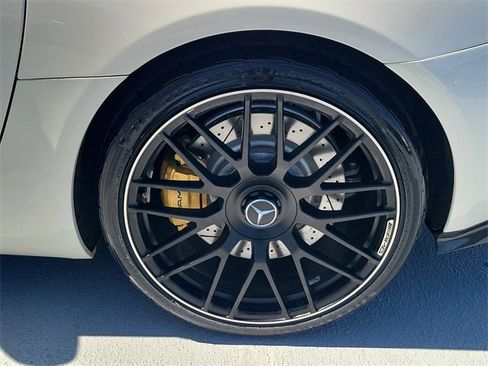 Used 2019 Mercedes-Benz AMG GT Roadster image 11