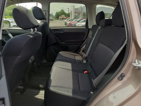 Used 2015 Subaru Forester 2.5i Premium AWD/4WD image 28