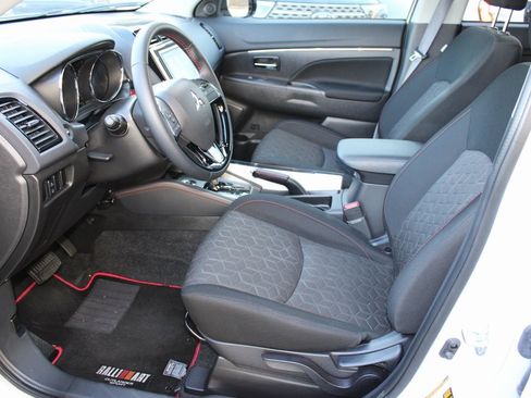 Used 2024 Mitsubishi Outlander Sport Ralliart image 14